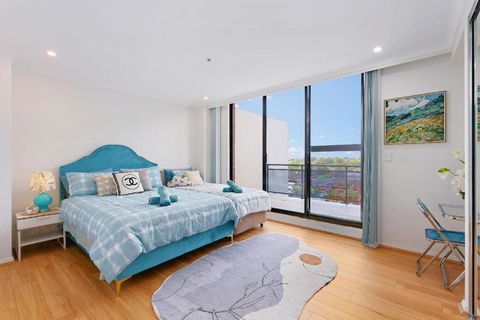 Epic CBD City View 3BR Penthouse Walk To Station&shopping Centre - Grafton Accommodation 3
