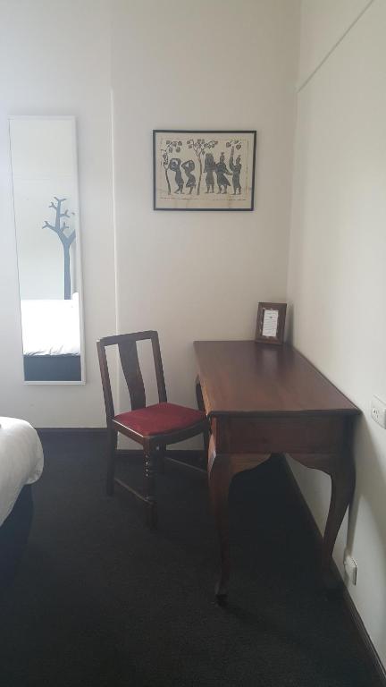 Fish Creek Hotel - Grafton Accommodation 2