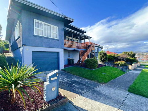 Fonton Blue Holiday Home Close To City And Airport - Grafton Accommodation 0