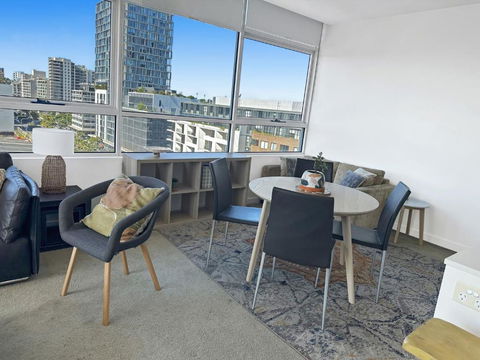 G901S - Bright Zetland Escape With City Views - Grafton Accommodation 2