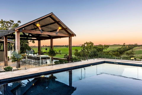 Gawler Park Estate - Grafton Accommodation 4