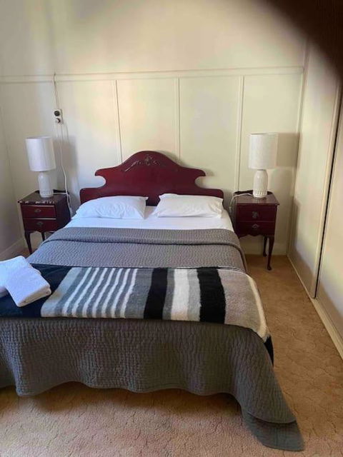 Golden Street Cottage - Grafton Accommodation 4