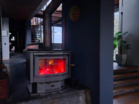 Grand Designs Eco Bush Retreat - Grafton Accommodation 2