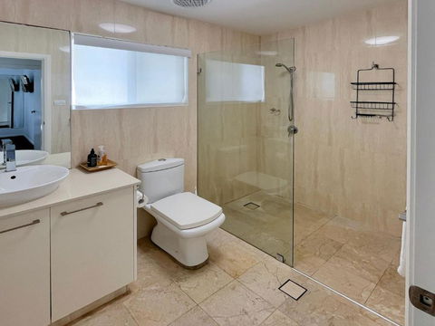 H2O Holiday Apartments Unit 12 - Grafton Accommodation 3