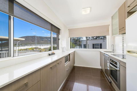 H2O Holiday Apartments Unit 5 - Grafton Accommodation 2