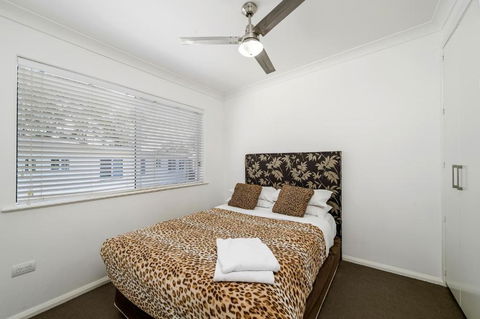 H2O Holiday Apartments Unit 5 - Grafton Accommodation 4