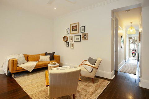 Harbourside Hideaway Double Bay - Grafton Accommodation 3