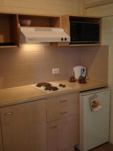 H & D Apartments - Grafton Accommodation 1