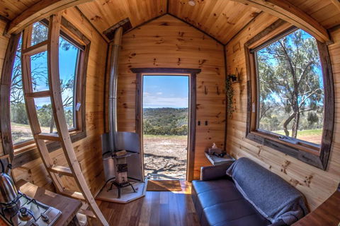 Hilltop Tiny House By Tiny Away - Grafton Accommodation 2