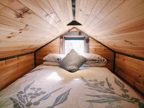 Hilltop Tiny House By Tiny Away - Grafton Accommodation 3