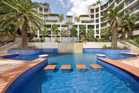HELP1 - Chatswood Charm Central Apartment Near Station - Grafton Accommodation 0