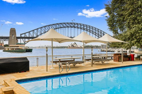 HENRY12 Self- Catering - Grafton Accommodation 0
