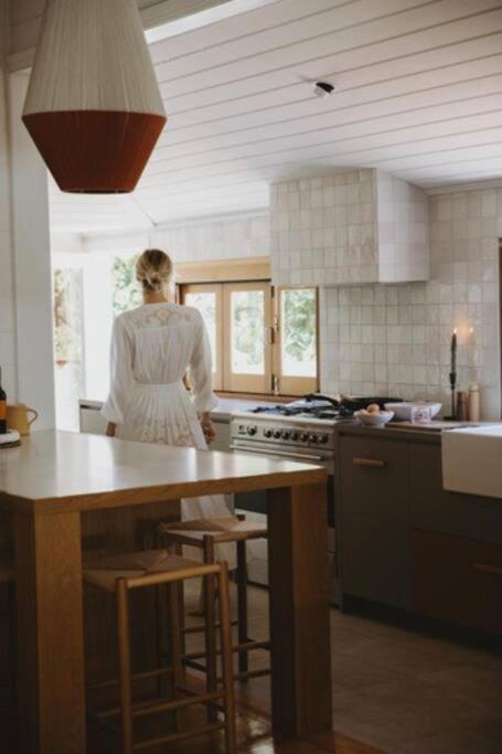 Herrings House, An Iconic Designer Nature Retreat - Grafton Accommodation 3