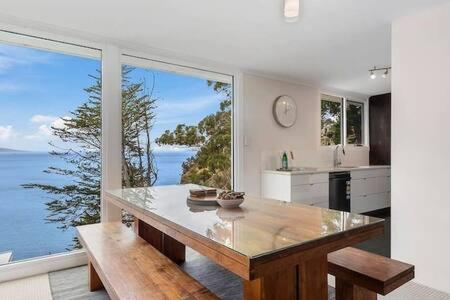 Hidden Bay Retreat-5 Bed- 15min To Hobart - Grafton Accommodation 3