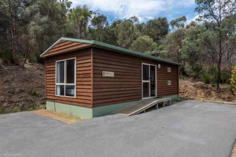 Hobart Bush Cabins - Grafton Accommodation 1