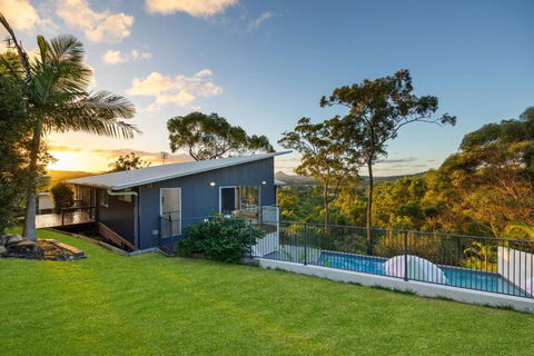 Hinterland Dreamers Poolside Retreat - Grafton Accommodation 3