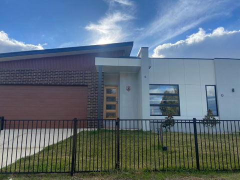 Home Away From Home - Grafton Accommodation 3