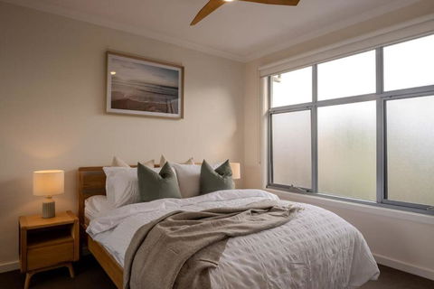 Home In Christies Beach - Grafton Accommodation 0