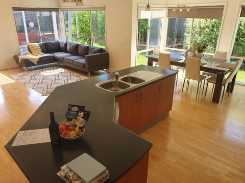House On The Heights - Grafton Accommodation 1