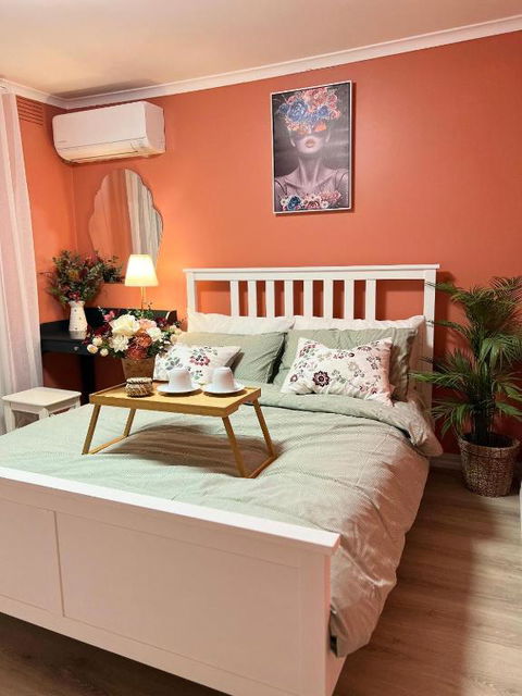 Idyllic Beach Retreat In Seaford - Grafton Accommodation 3