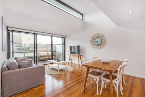 Hotel Lifestyle Home Living In Williamstown - Grafton Accommodation 1