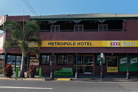 Hotel Metropole Proserpine - Grafton Accommodation 1