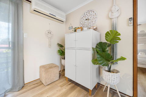 INVERLOCH Beach House - Grafton Accommodation 2