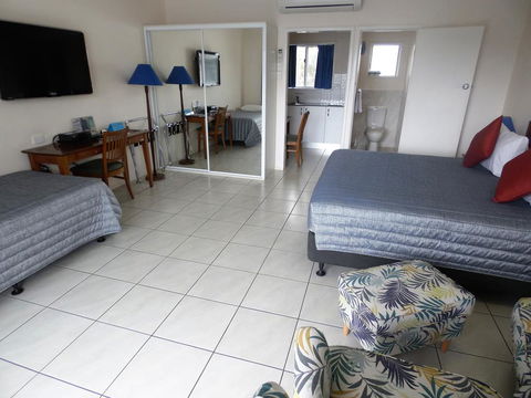 Airlie Court Units - Grafton Accommodation 1