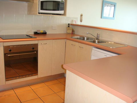 Alex Seaside Resort - Grafton Accommodation 1