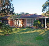 All Decked Out - Pet Friendly - Grafton Accommodation