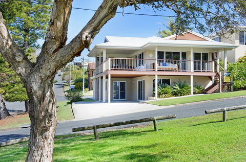 Allure By The Sea - Grafton Accommodation 0