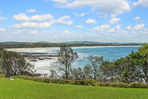 Allure By The Sea - Grafton Accommodation 3