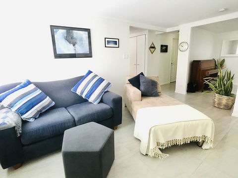 Aloha Alex Beach House Pet-friendly- 450m To The Beach - Grafton Accommodation 2