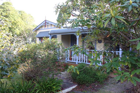 Ambrose Cottage Front Apartment - Grafton Accommodation 1
