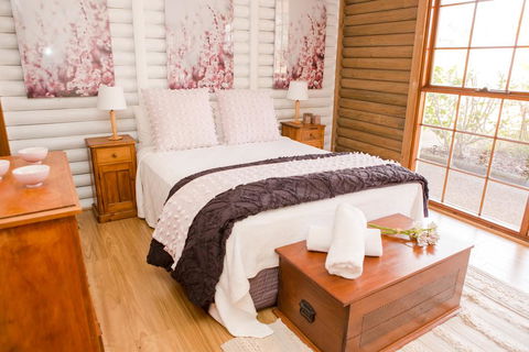 Among The Vines - Grafton Accommodation 3