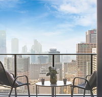An Exquisite 2BR Apt with Stunning City Views - Grafton Accommodation