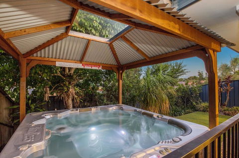 Anaheim House2 North By Getastay - Grafton Accommodation 0