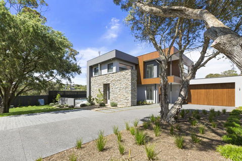 ANCHORAGE - MOUNT MARTHA - Grafton Accommodation 2