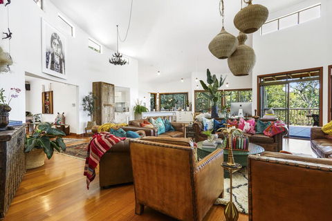 Aquila Retreat Mansion - Grafton Accommodation 0