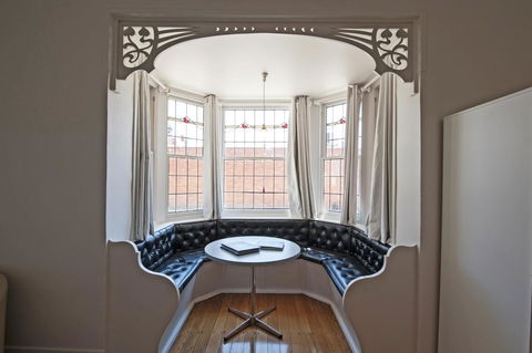 Arch On Mellool - Grafton Accommodation 0