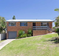 Argyle Cottage' 41 Argyle Avenue - great family home for holidays - Grafton Accommodation