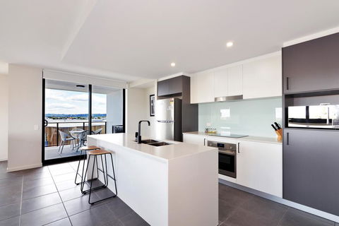 Arise Hedge - Grafton Accommodation 2