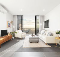 Ascent Apartment with Ocean Views by Ready Set Host - Grafton Accommodation