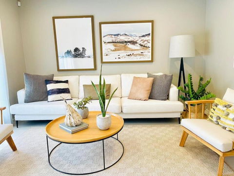 Luxury 4-Bedroom Near Mornington Peninsula And Patterson Lakes - Grafton Accommodation 0