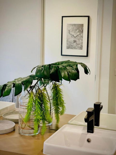 Luxury 4-Bedroom Near Mornington Peninsula And Patterson Lakes - Grafton Accommodation 1