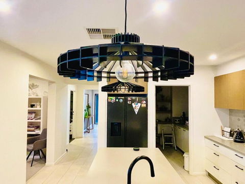 Luxury 4-Bedroom Near Mornington Peninsula And Patterson Lakes - Grafton Accommodation 3