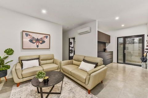 Luxury On Holland Kingston SE - Grafton Accommodation 1