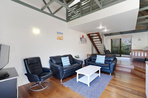 MAIN STAY - 100m To Patrolled Beach, Pool, Wifi, Close To Cafes - Grafton Accommodation 2