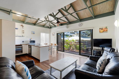 MAIN STAY - 100m To Patrolled Beach, Pool, Wifi, Close To Cafes - Grafton Accommodation 0