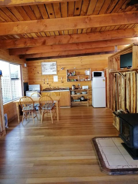 Minnow Cabins Lower Beulah - Grafton Accommodation 2